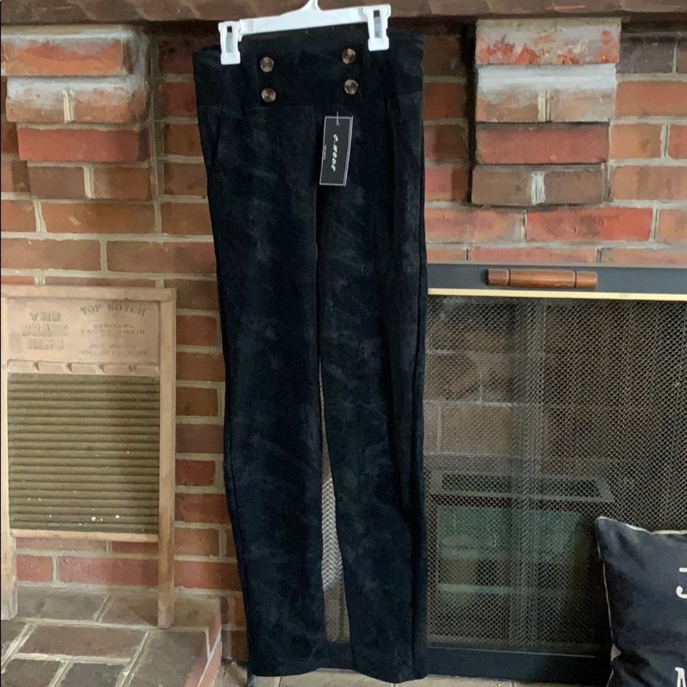 Black Velvet C-Mode Pants